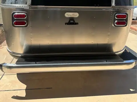 2023 Airstream Flying Cloud — photo 4