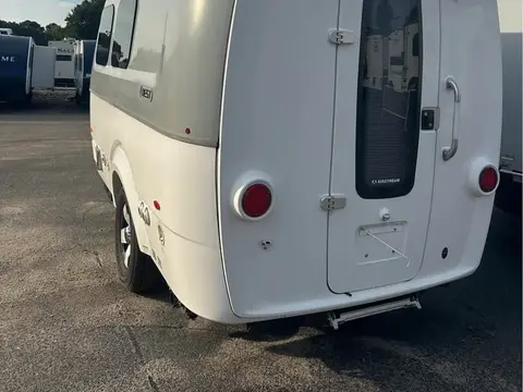 2019 Airstream Nest 16FB — photo 3