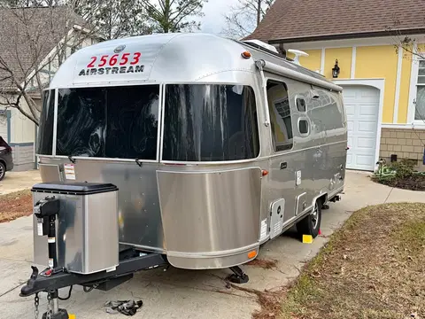 2024 Airstream Caravel 22FB — photo 1