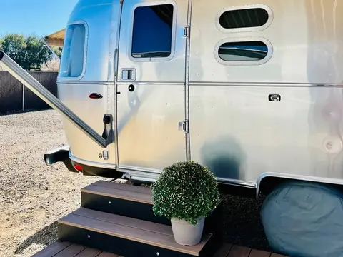 2020 Airstream International Serenity 27FB; — photo 2