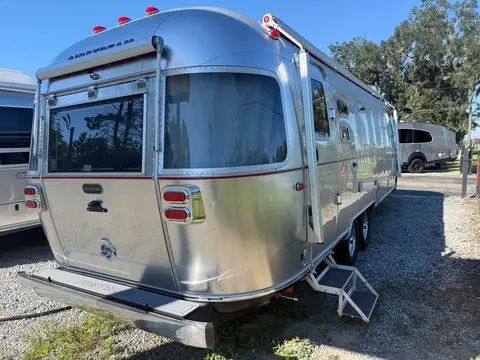 2027 Airstream Stetson + 6666 Special Edition — photo 3