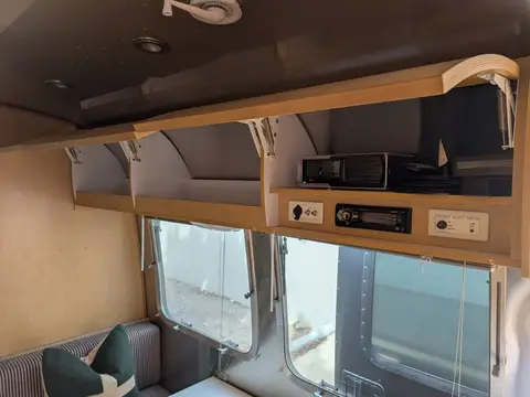 2009 Airstream Flying Cloud 23 ft — photo 5