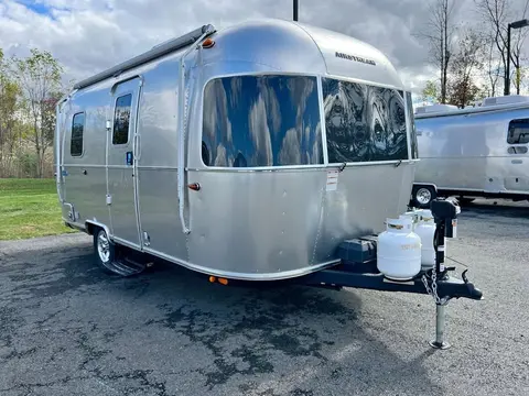 2026 Airstream Bambi 20FB — photo 1