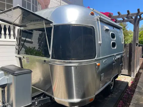 2020 Airstream Caravel 16RB — photo 4