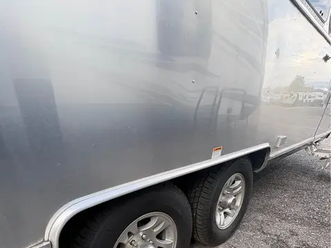 2019 Airstream International Signature 28RB — photo 5