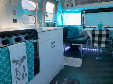 2012 Airstream Eddie Bauer — photo 5