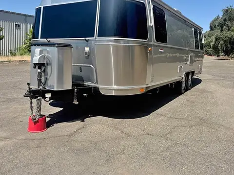 2018 Airstream International Serenity 27 ft — photo 1