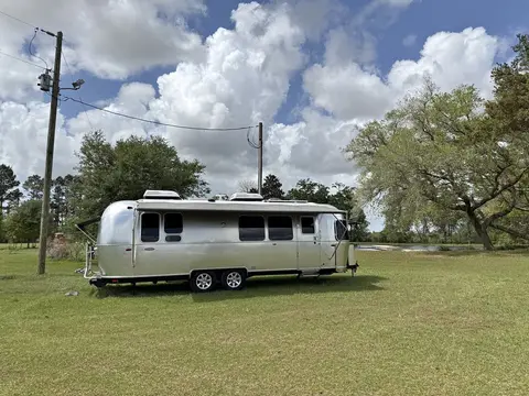 2019 Airstream Flying Cloud 28RB queen — photo 1