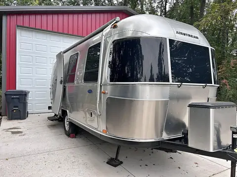 2016 Airstream Bambi 22FB Sport — photo 1