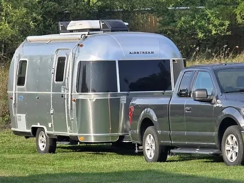 2020 Airstream Bambi 19CB — photo 1