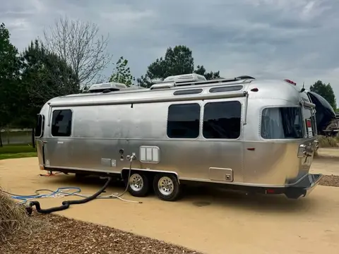 2021 Airstream International Serenity — photo 3