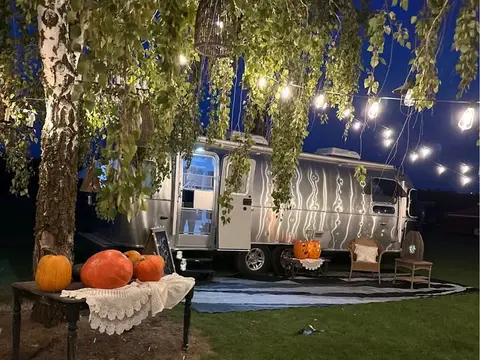 2014 Airstream International Sterling 27FB — photo 4