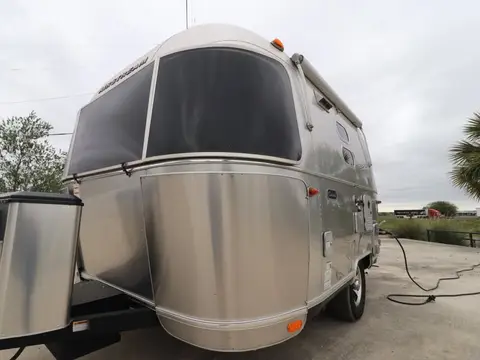 2023 Airstream Caravel 16RB — photo 2