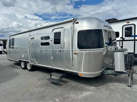 2016 Airstream Flying Cloud — photo 1