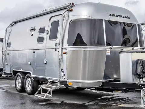 2018 Airstream Flying Cloud 23CB — photo 1