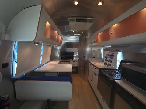 2006 Airstream International CCD 22 — photo 3