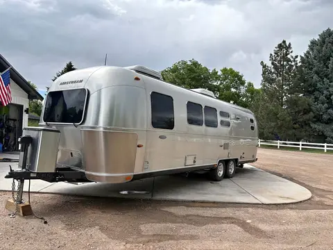 2015 Airstream Flying Cloud 30FB — photo 1