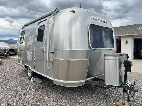 2006 Airstream Safari Bambi 19' CB 19 ft — photo 1