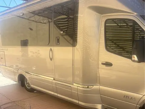 2024 Airstream Atlas — photo 2