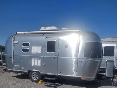 2016 Airstream Flying Cloud 20FB — photo 4