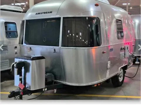 2018 Airstream Bambi 16 ft — photo 1