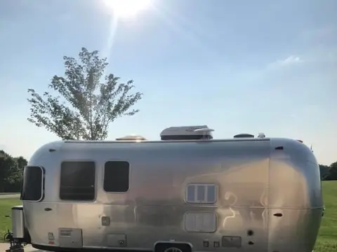 2017 Airstream Bambi — photo 3