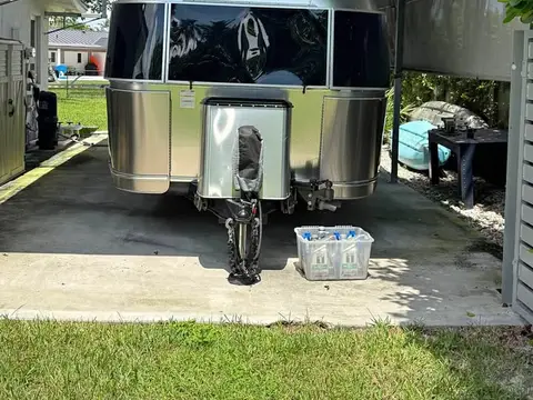 2018 Airstream Flying Cloud 25FBQ — photo 1
