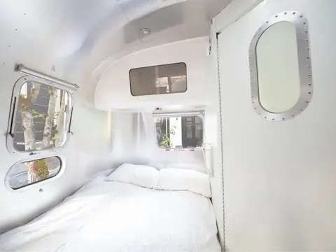 2014 Airstream International Signature 19’ Bambi 19 ft — photo 5
