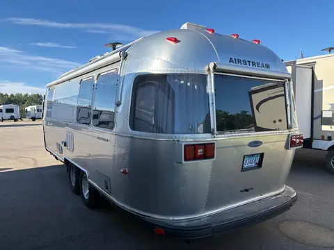 2007 Airstream Classic limited — photo 2