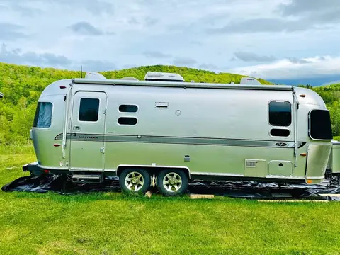 2008 Airstream Safari FB Special Edition 25 ft — photo 1