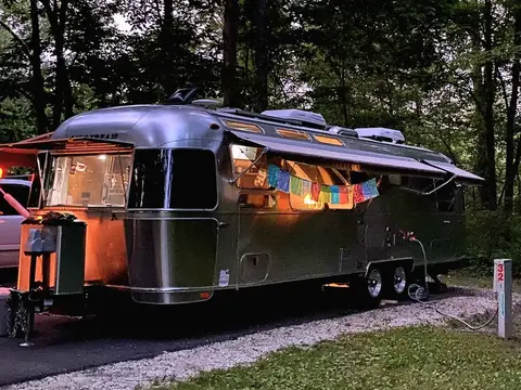 2018 Airstream International Serenity Twin beds 30 ft — photo 5