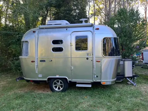 2023 Airstream Caravel 16RB — photo 1