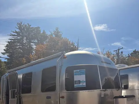 2020 Airstream Bambi 22FB — photo 1