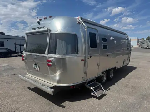 2018 Airstream Flying Cloud — photo 4