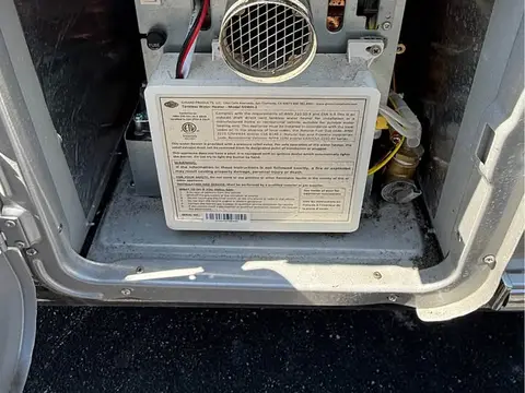 2023 Airstream Caravel 20FB — photo 5