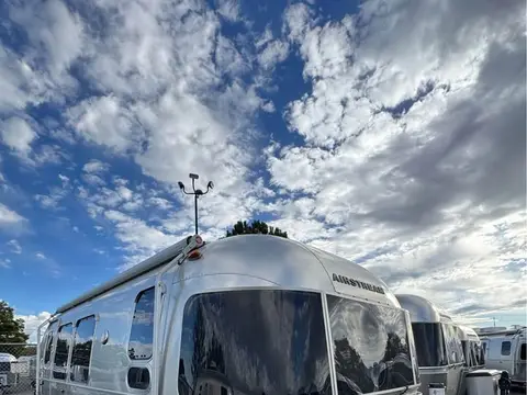 2017 Airstream Flying Cloud — photo 2