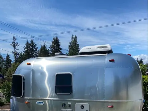 2021 Airstream Bambi 16RB — photo 1