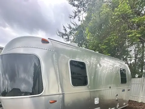 2024 Airstream Bambi — photo 2