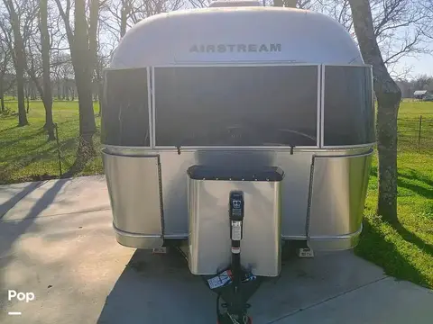 2023 Airstream Flying Cloud 25FB — photo 4