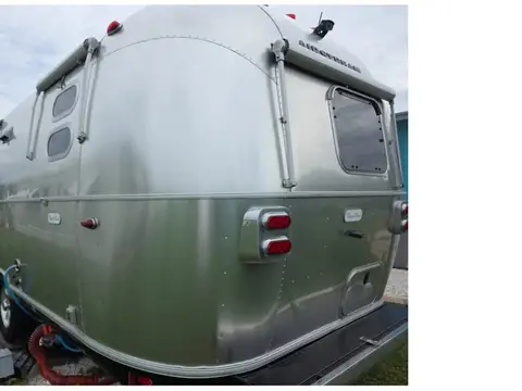 2021 Airstream Flying Cloud 30FB office — photo 5