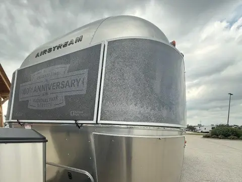 2016 Airstream Pendleton 27FBQ; Special edition number 20 100; — photo 3