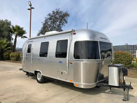 2019 Airstream Bambi 22FB — photo 1