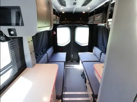 2025 Airstream Interstate AWD 19X — photo 5