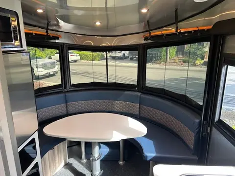 2022 Airstream Basecamp X — photo 2