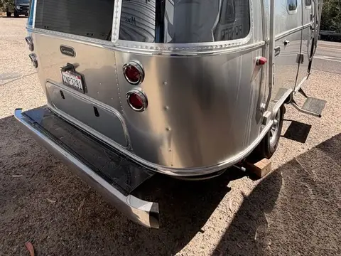 2022 Airstream Caravel — photo 4