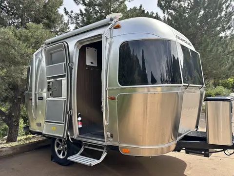2021 Airstream Caravel 16RB — photo 1