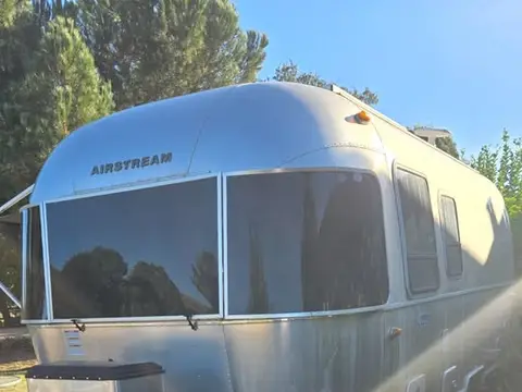 2021 Airstream Bambi — photo 3