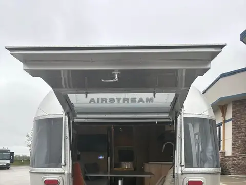 2024 Airstream Tradewind 25FBQ (Rear Hatch) — photo 3