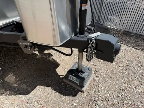 2022 Airstream Caravel 16RB — photo 2