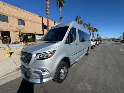 2025 Airstream Interstate GT e TB — photo 2